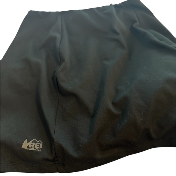 REI Womens Black Athletic Running Skort Shorts Size S - Picture 1 of 3